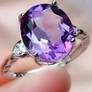 New Elegant Purple Amethyst Oval Cut Gemstone Silver OS Ring